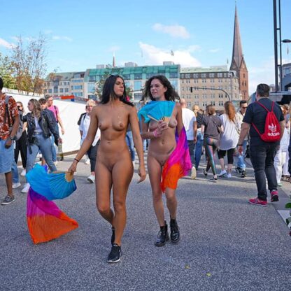 Pride Parade Christy + Ivy (+Lars) 4K - Image 5